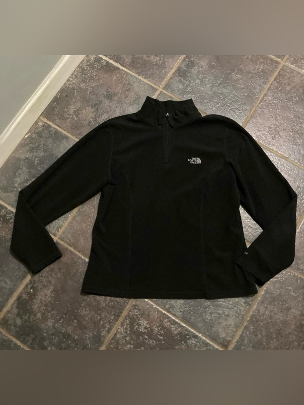 The North Face Black Quarter-Zip Fleece Pullover Women’s Size L